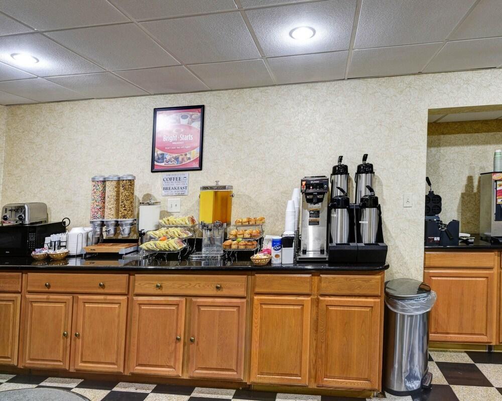Econo Lodge Morgantown Dış mekan fotoğraf