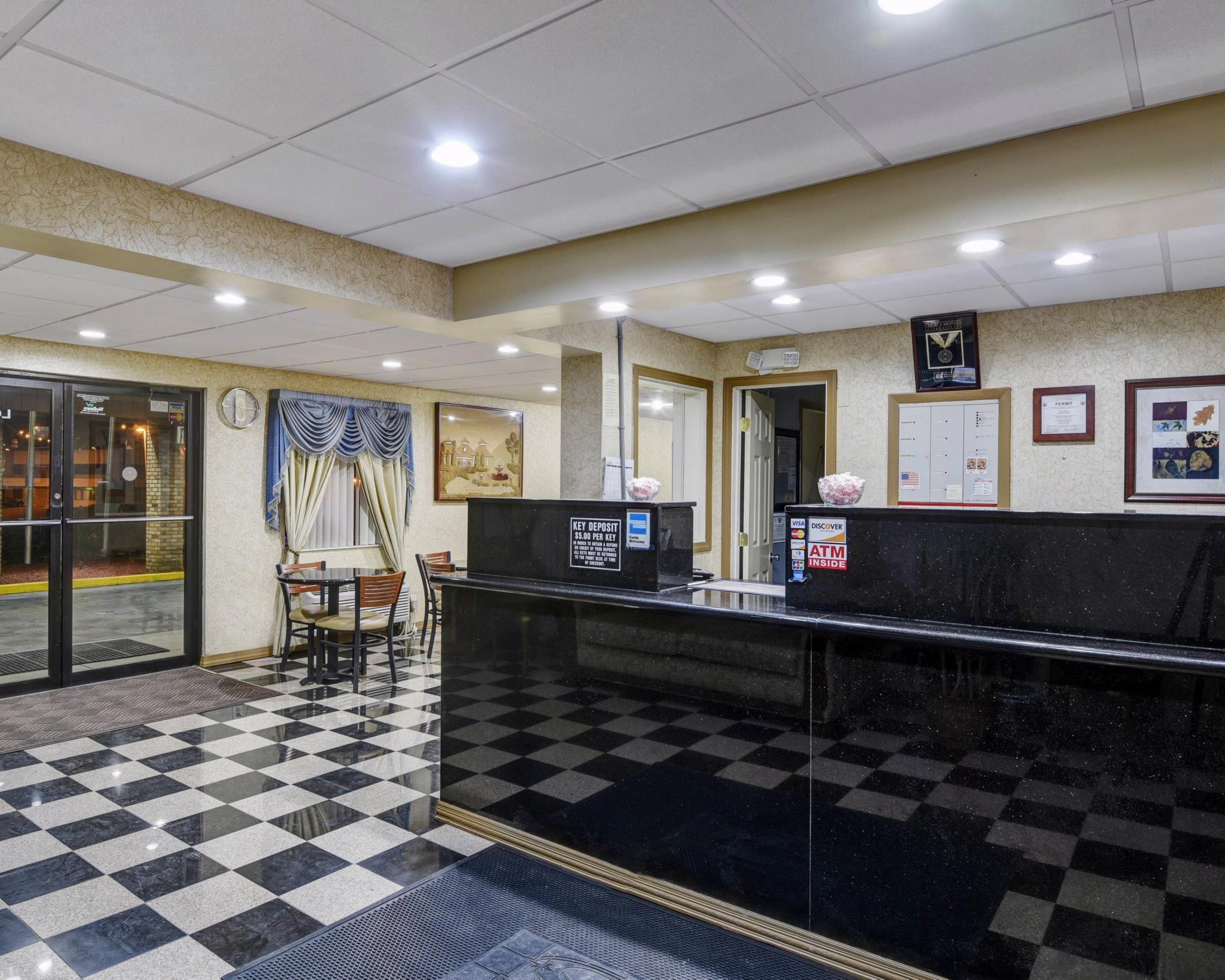 Econo Lodge Morgantown Dış mekan fotoğraf