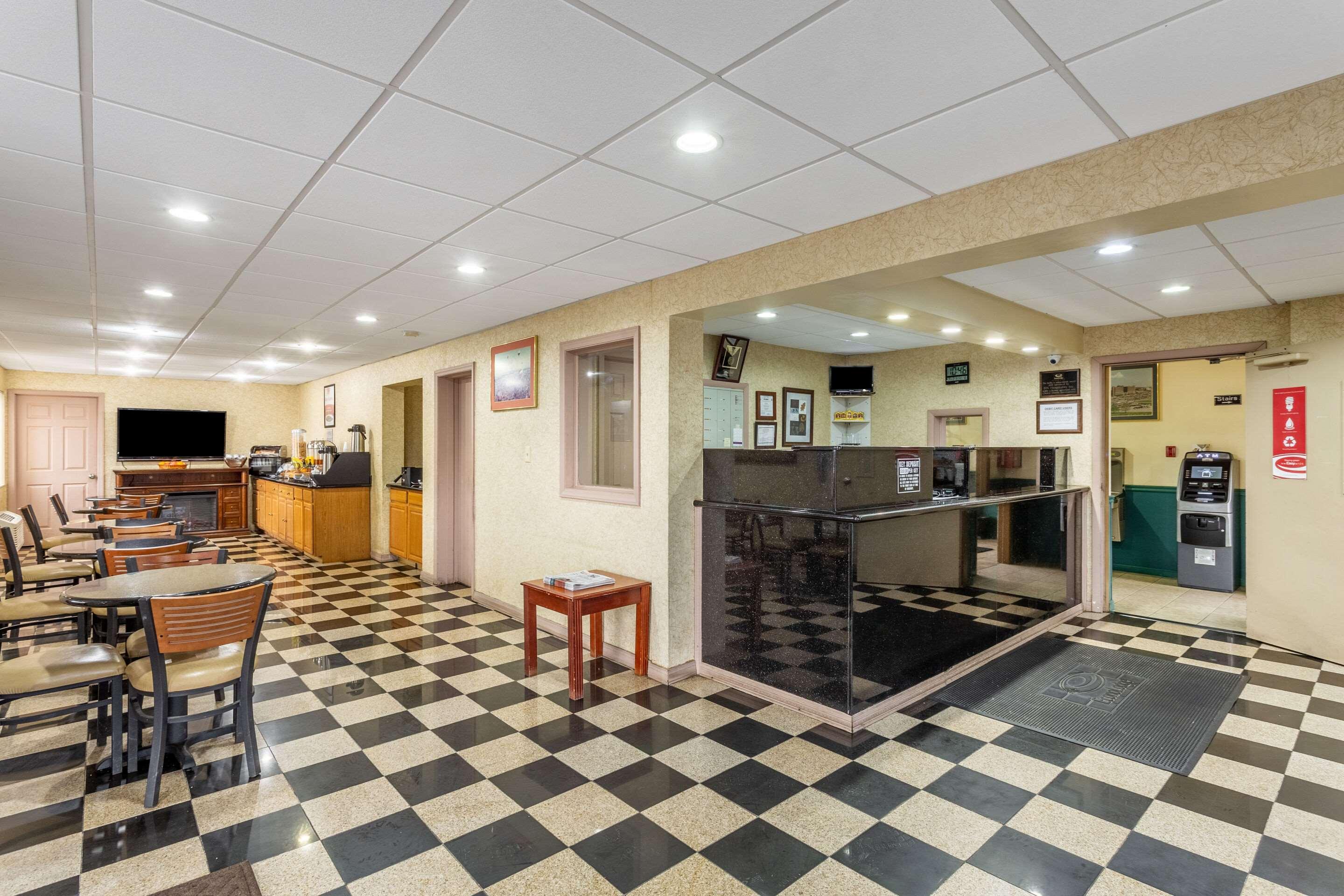 Econo Lodge Morgantown Dış mekan fotoğraf