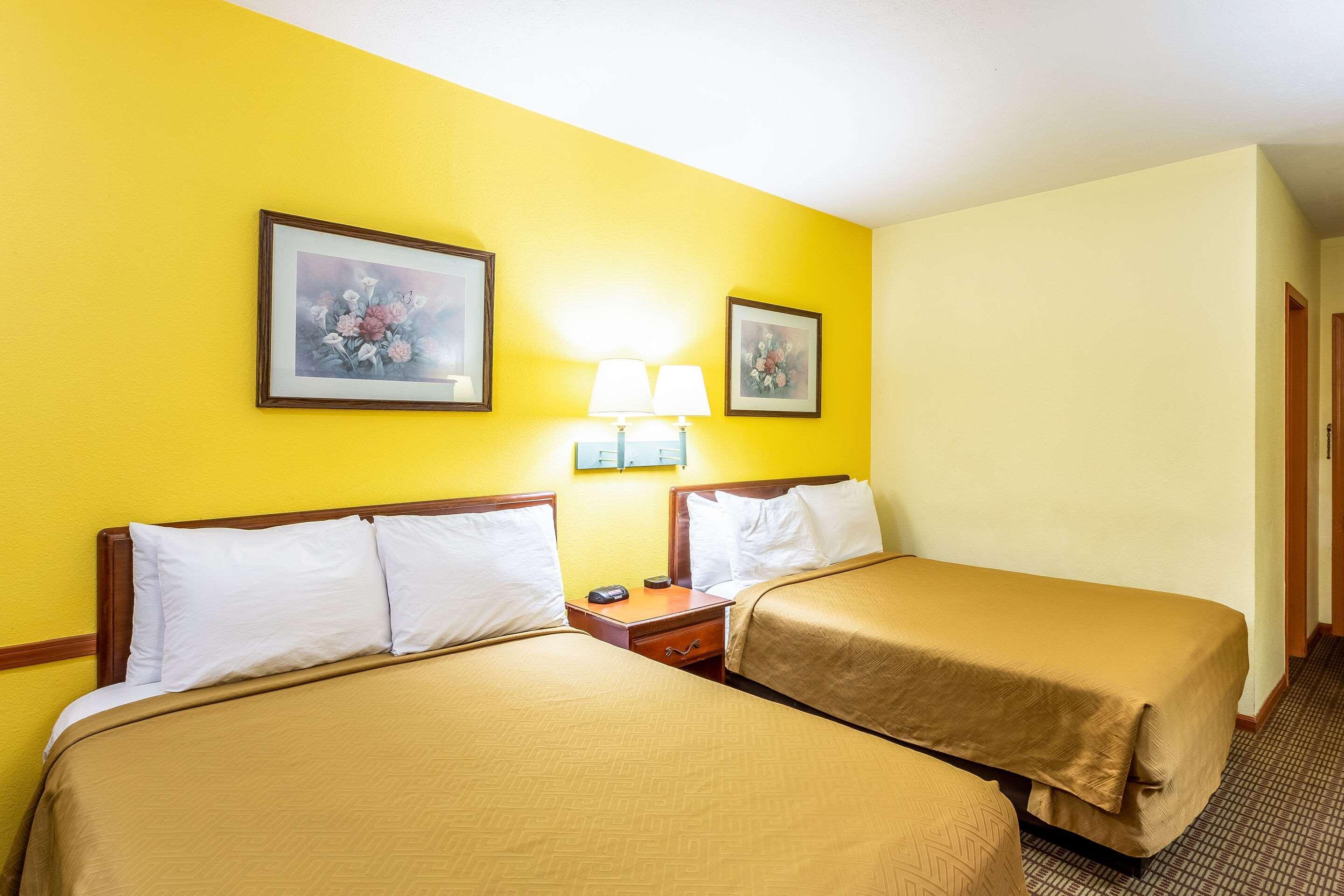 Econo Lodge Morgantown Dış mekan fotoğraf